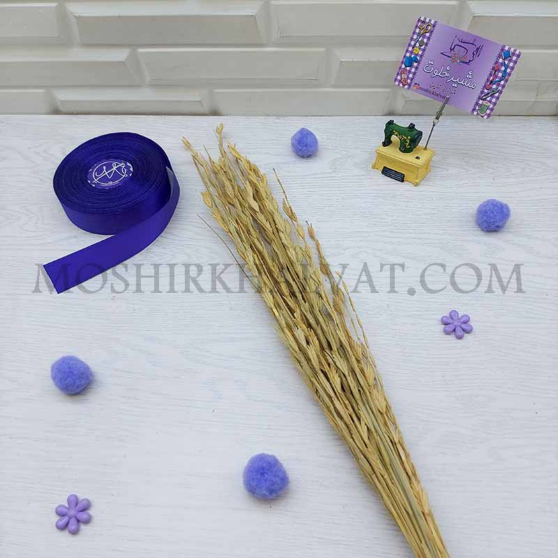 گل خشک پنجه ای 3 گل خشک پنجه ای کنار وسایل تزیینی
